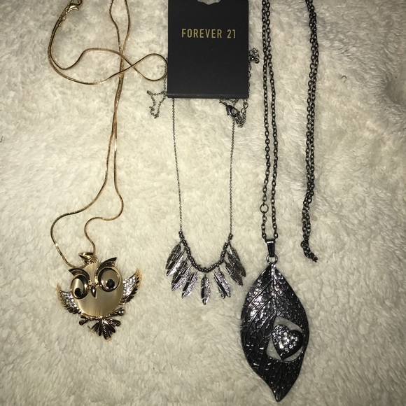 Leaf/owl necklace bundle - Picture 1 of 5